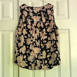 Elle ruffled blouse with rose print, size medium